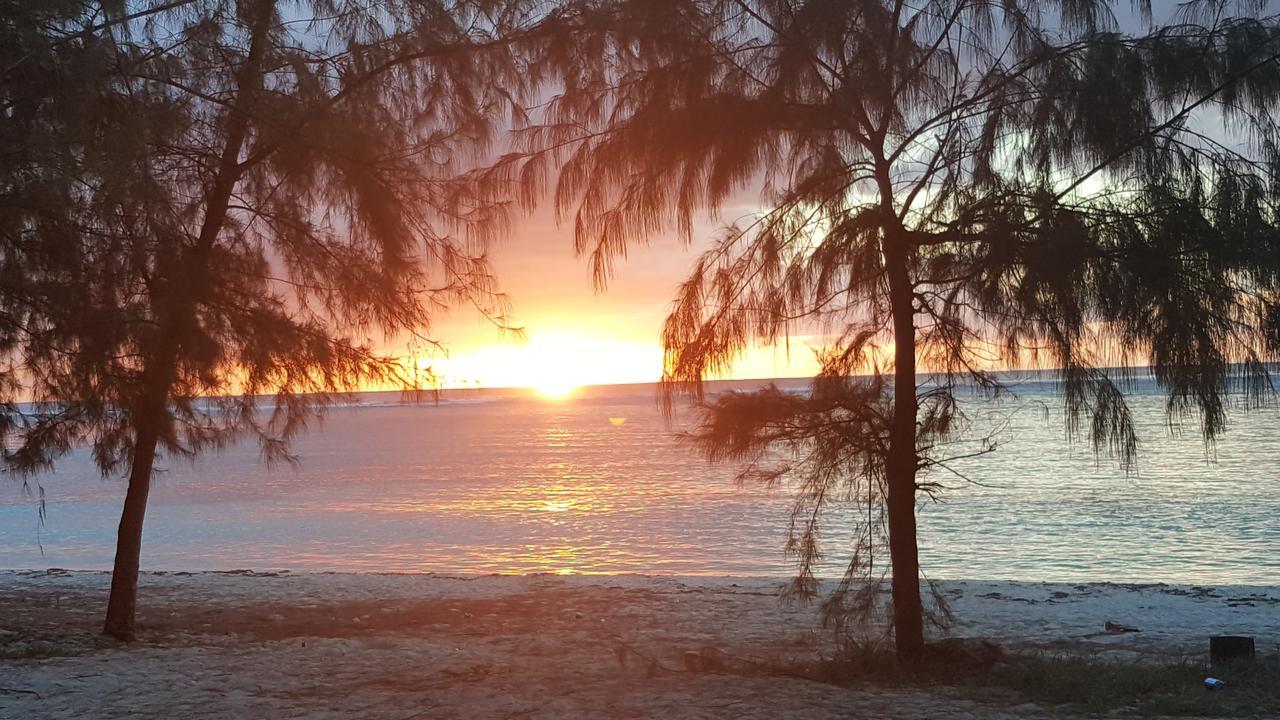 Saipan Beach Hotel Exterior foto